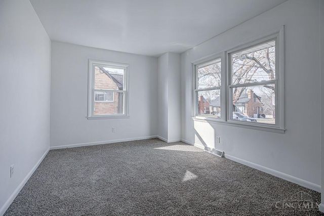 3553 Edgeview Drive, Cincinnati, OH 45213