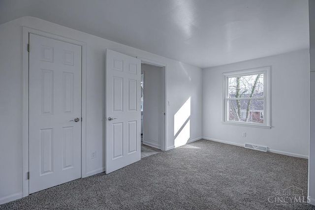 3553 Edgeview Drive, Cincinnati, OH 45213