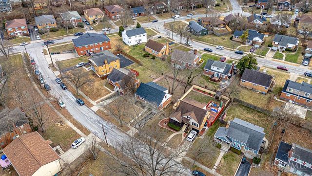 3553 Edgeview Drive, Cincinnati, OH 45213