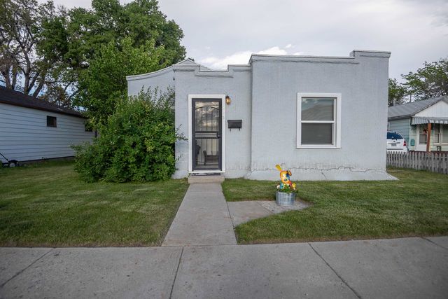 225 S Cheyenne St, Powell, WY 82435 property photo