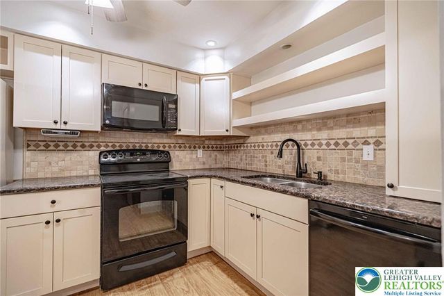 417 South 7th Street, Emmaus Boro, PA 18049