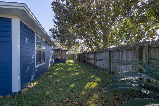 301 Primrose Circle, Destin, FL 32541