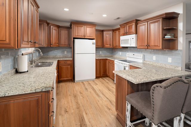 301 Primrose Circle, Destin, FL 32541