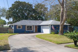301 Primrose Circle, Destin, FL 32541
