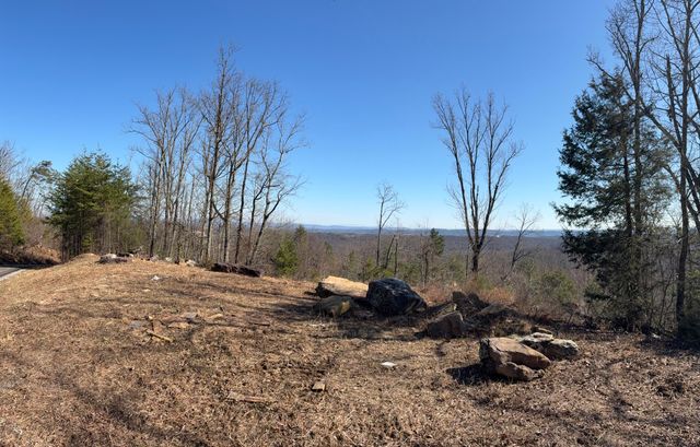 935 Bluff Ledge Trail, Hixson, TN 37343