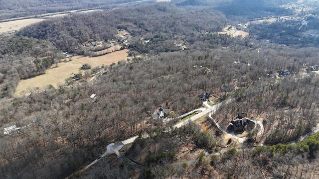 935 Bluff Ledge Trail, Hixson, TN 37343