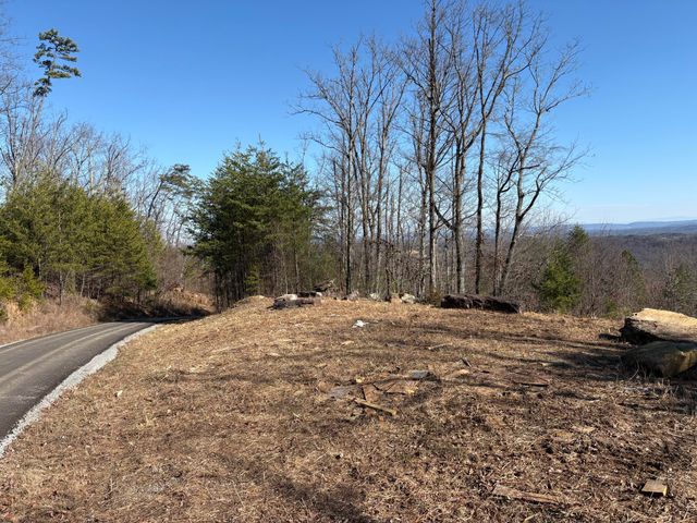935 Bluff Ledge Trail, Hixson, TN 37343