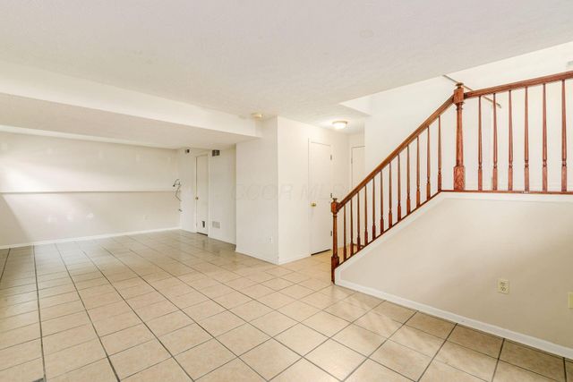 3347 Whitfield Drive, Reynoldsburg, OH 43068