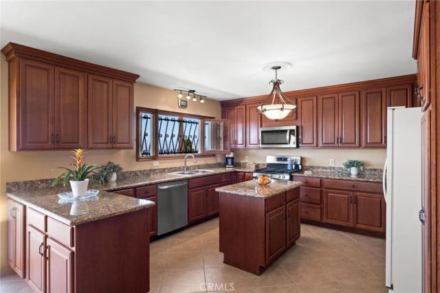 5427 Elmbank Road, Rancho Palos Verdes, CA 90275