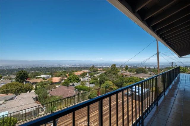 5427 Elmbank Road, Rancho Palos Verdes, CA 90275