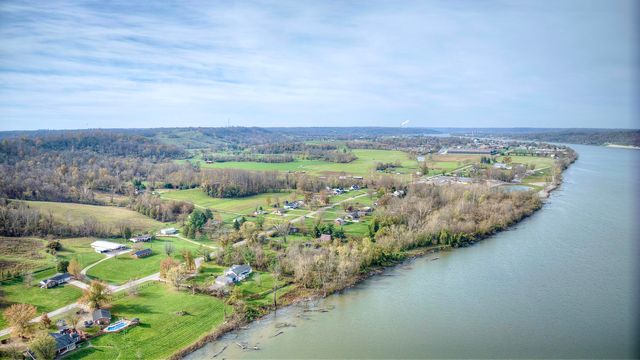 986 42E HWY, Warsaw, KY 41095