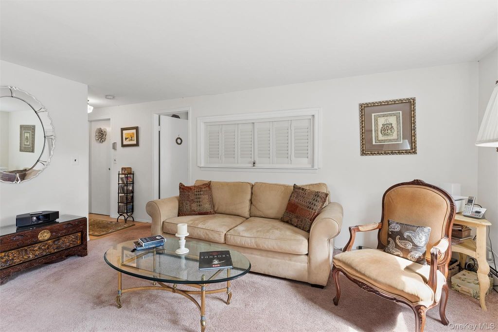 1928 Gormley Avenue, Merrick, NY 11566 — photo 4