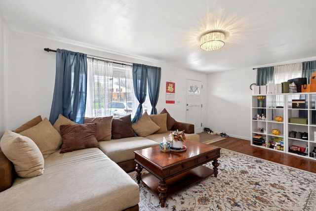 9007 Rolling Lane, Sycamore Twp, OH 45236