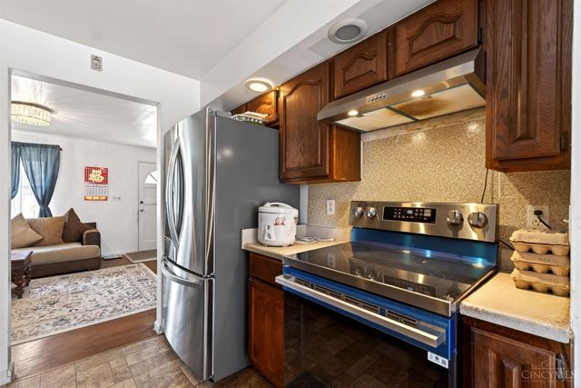 9007 Rolling Lane, Sycamore Twp, OH 45236