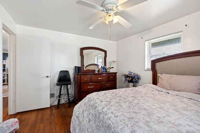 9007 Rolling Lane, Sycamore Twp, OH 45236