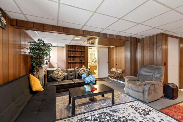 9007 Rolling Lane, Sycamore Twp, OH 45236