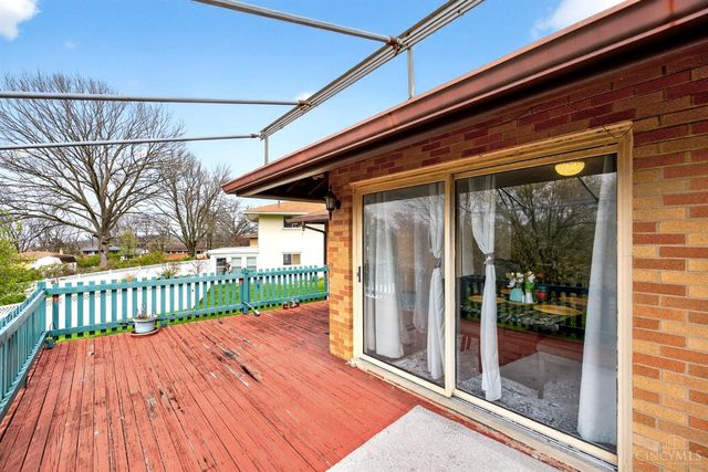 9007 Rolling Lane, Sycamore Twp, OH 45236