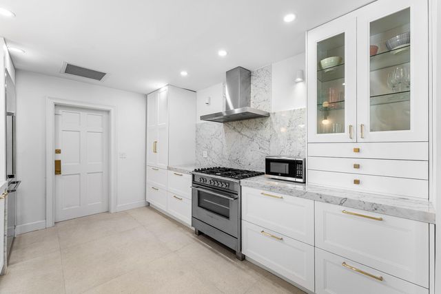 247 SE 3rd Avenue, Delray Beach, FL 33483