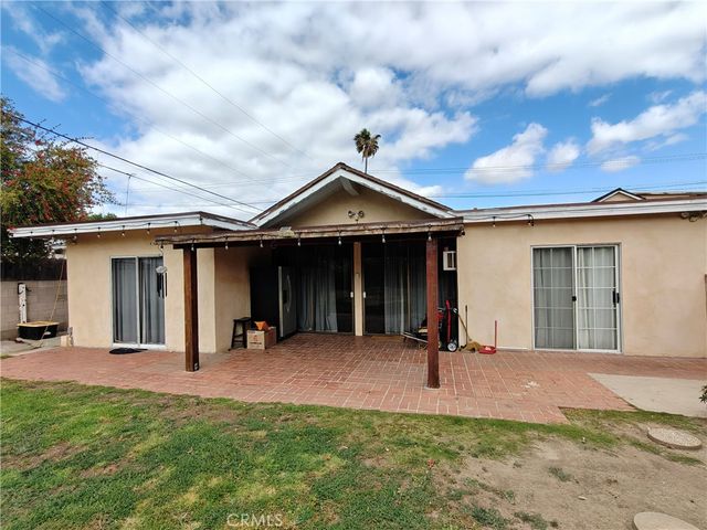 10537 Encino Ave, Granada Hills, CA 91344