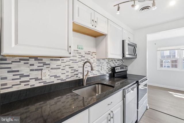 9178 LAURELWOOD CT, Manassas, VA 20110