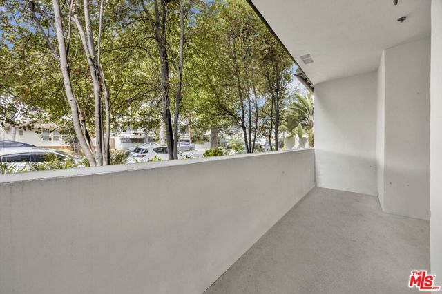 156 S Oak Knoll Avenue 101, Pasadena, CA 91101