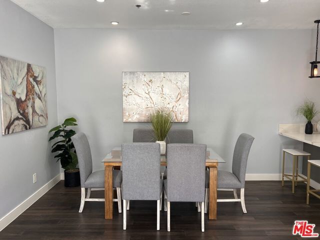 156 S Oak Knoll Avenue 101, Pasadena, CA 91101