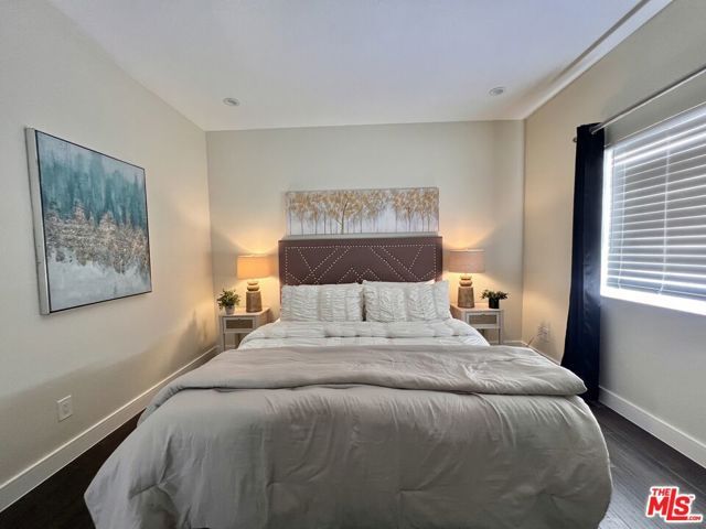 156 S Oak Knoll Avenue 101, Pasadena, CA 91101