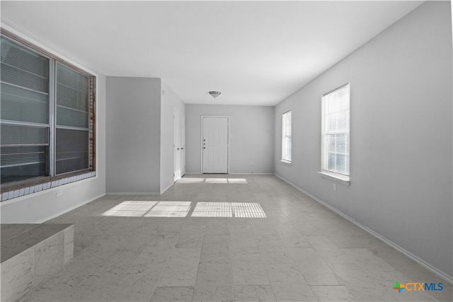 1302 Metropolitan Drive, Killeen, TX 76541