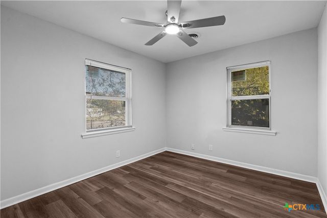 1302 Metropolitan Drive, Killeen, TX 76541