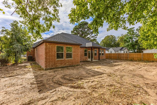 907 Howard Street, Seagoville, TX 75159