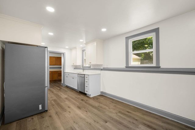 166 N 91st PLACE, Milwaukee, WI 53226