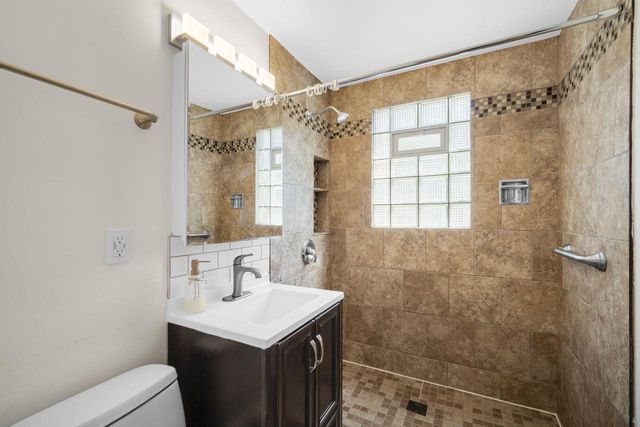 166 N 91st PLACE, Milwaukee, WI 53226