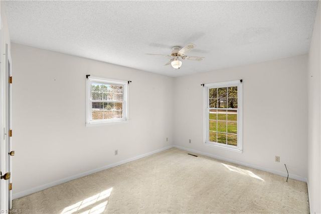 2906 Leonard Road, Lexington, NC 27295