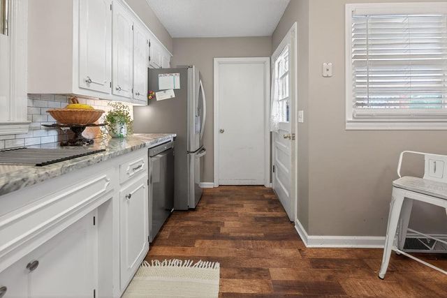 134 Thelma Road SW, Calhoun, GA 30701