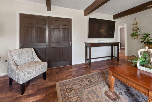 134 Thelma Road SW, Calhoun, GA 30701