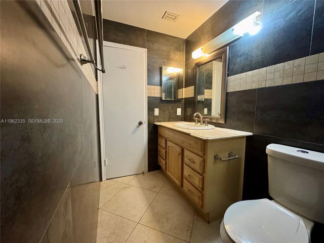 6375 SW 136th Ct 105I, Miami, FL 33183