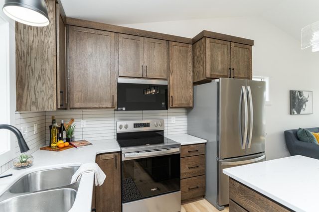 1812 Brandt Drive NE, Byron, MN 55920