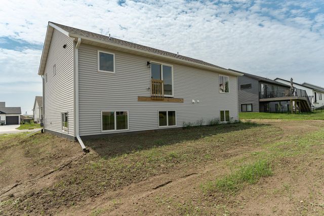 1812 Brandt Drive NE, Byron, MN 55920