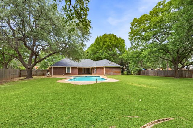 1805 Renfro Road, Colleyville, TX 76034