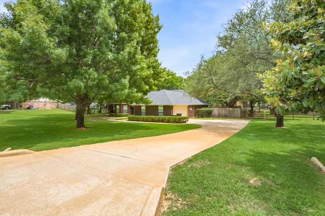 1805 Renfro Road, Colleyville, TX 76034