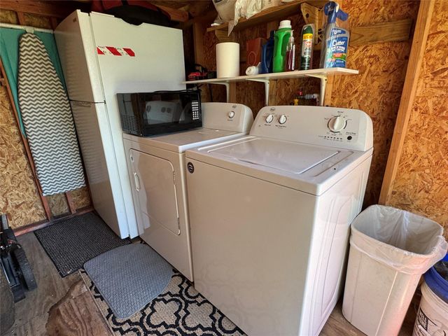 851 Trout Boulevard, Crystal Beach, TX 77650