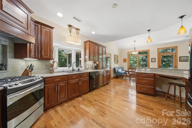 104 Rivercliff Drive W, Connelly Springs, NC 28612