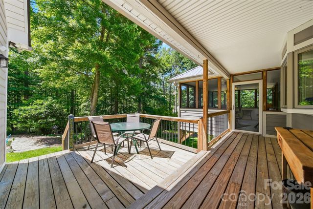 104 Rivercliff Drive W, Connelly Springs, NC 28612