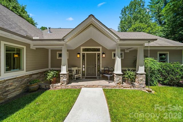 104 Rivercliff Drive W, Connelly Springs, NC 28612