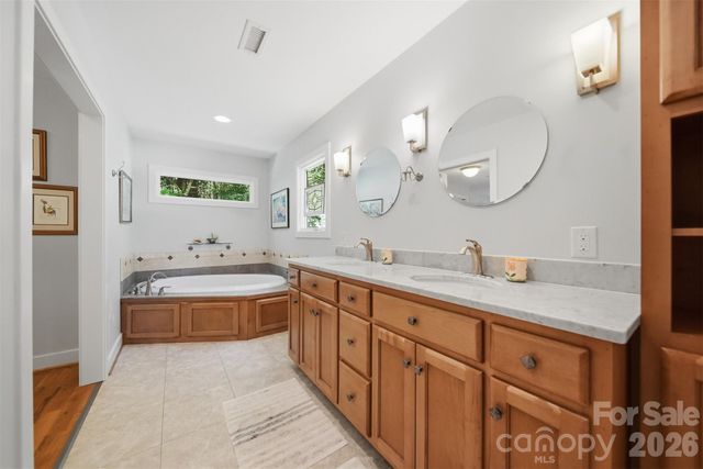 104 Rivercliff Drive W, Connelly Springs, NC 28612