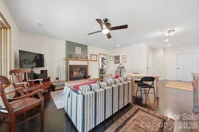 104 Rivercliff Drive W, Connelly Springs, NC 28612