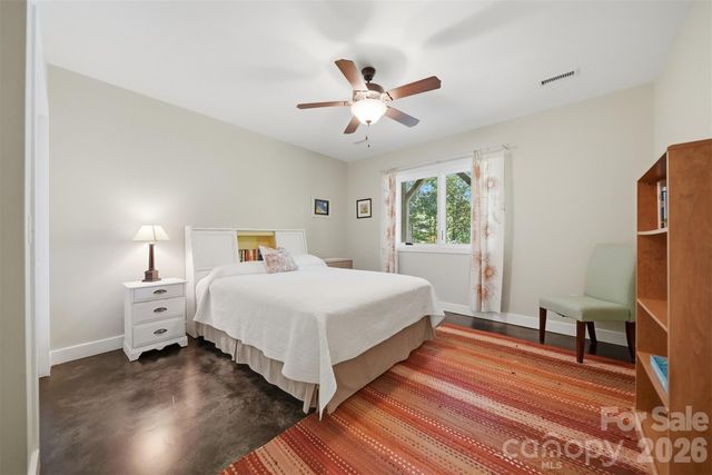 104 Rivercliff Drive W, Connelly Springs, NC 28612
