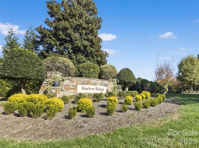 104 Rivercliff Drive W, Connelly Springs, NC 28612