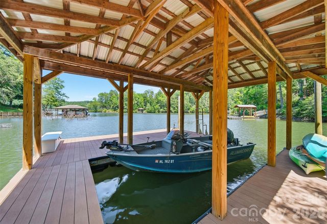 104 Rivercliff Drive W, Connelly Springs, NC 28612