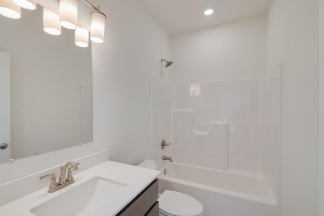 3209 Hilltop Road, Valparaiso, IN 46385